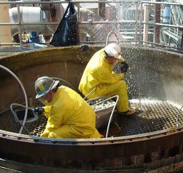 Industrial cleaning equipment